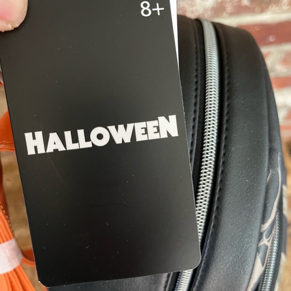 Halloween lounge fly backpack new with tags Michael Myers - Picture 4 of 5